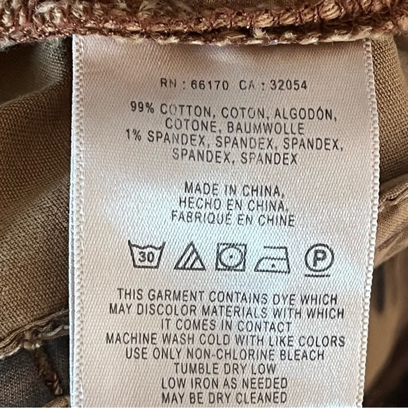 Chino by ANTHROPOLOGIE Shorts - Picture 10 of 12